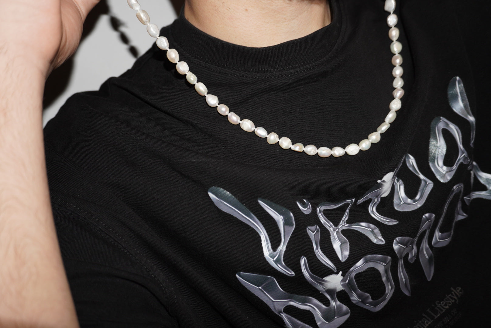 TRAVIS NECKLACE